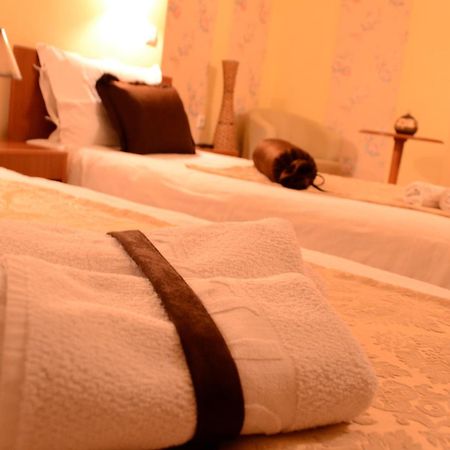 Hotel Pine Skopje Rom bilde
