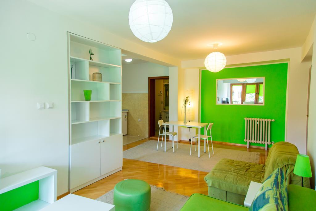 Hotel Pine Skopje Eksteriør bilde